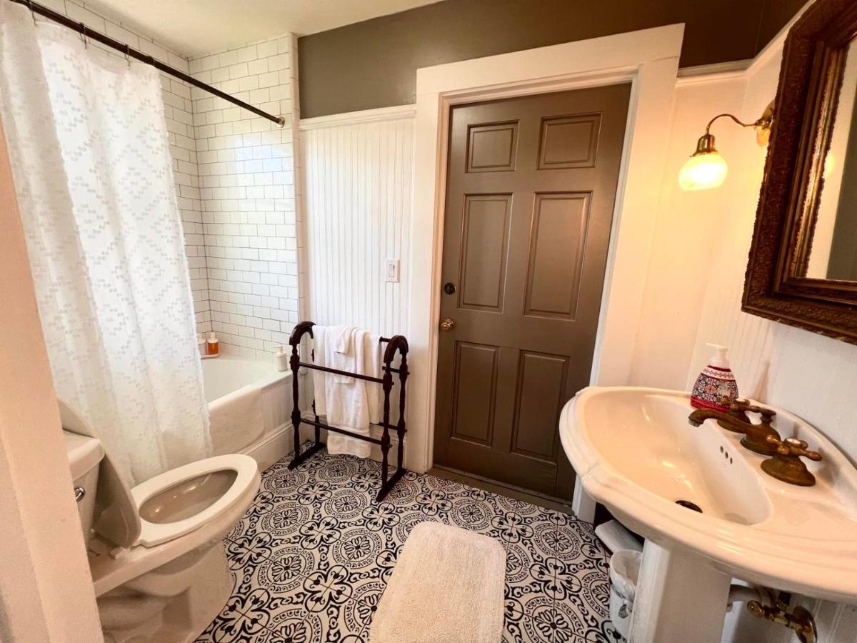 1001 Nights Historic Bed And Breakfast Adults Only 세인트어거스틴 외부 사진
